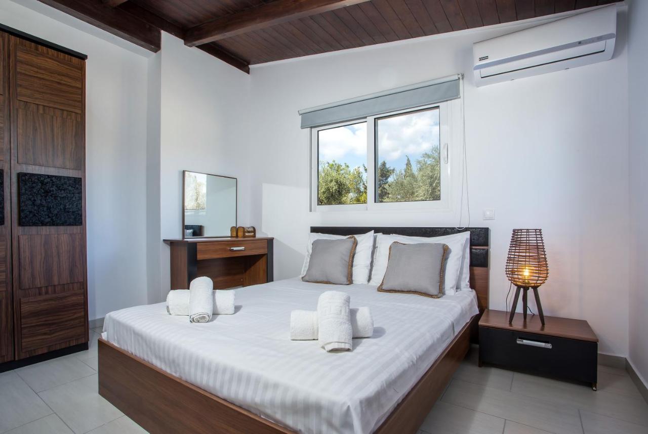 Ferienhaus Luna Rossa Beachhouse , Gennadi